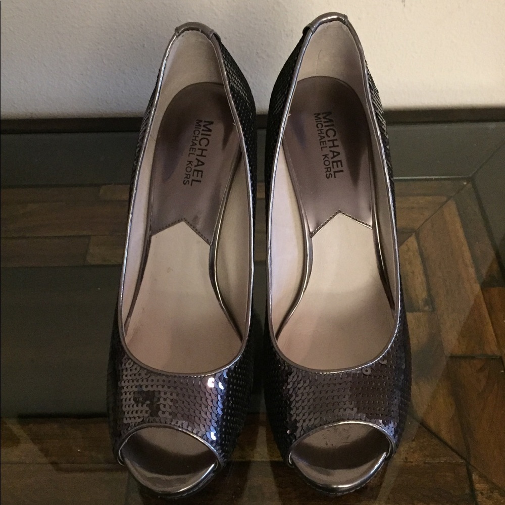 Michael Kors Josie peep toe sequins platform pump - Picture 4 of 7